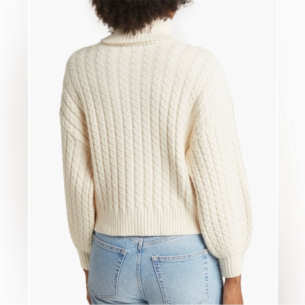 T Tahari Cable Crop Knit TurtleNeck Cream medium - Picture 2 of 9